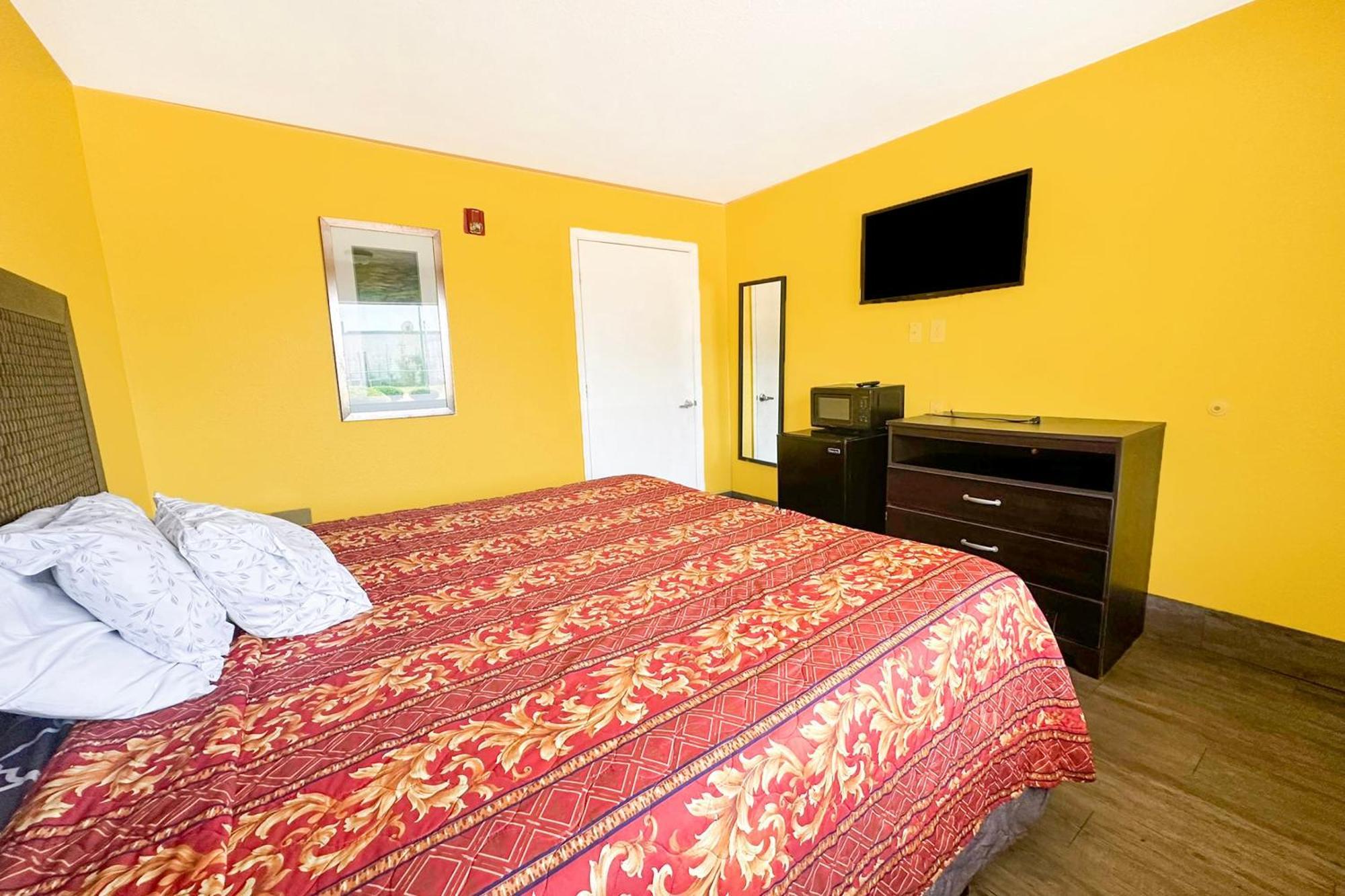 Luxury Inn By Oyo Albany Buitenkant foto