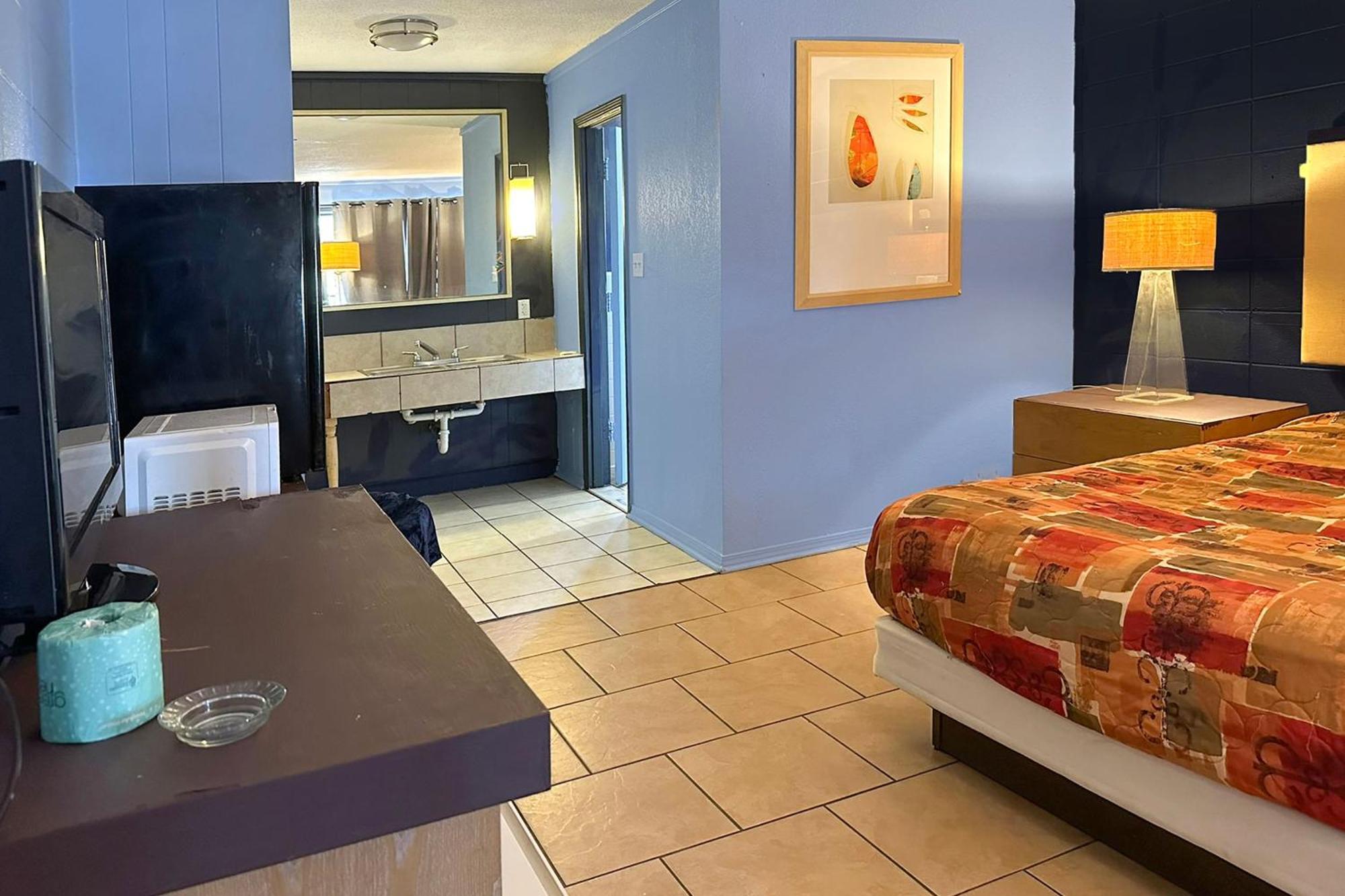 Luxury Inn By Oyo Albany Buitenkant foto